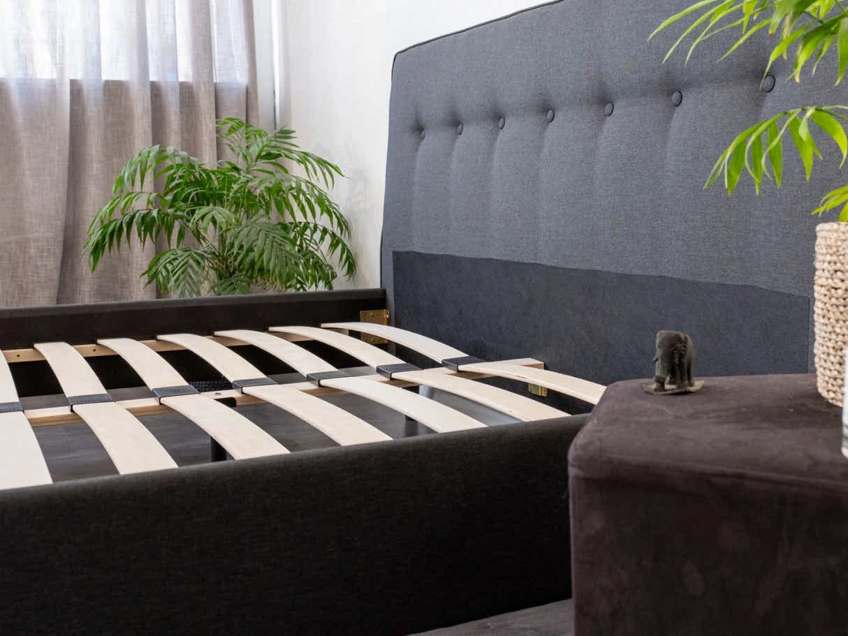 DS Novo Bed with Bonnell Mattress Combo - Queen