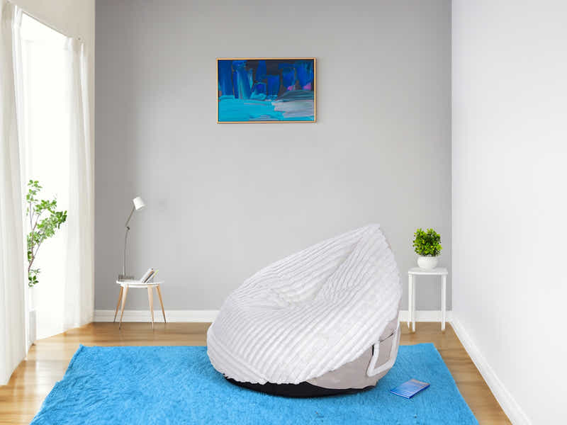 Leaf-Shaped Foam Bag Chair - White