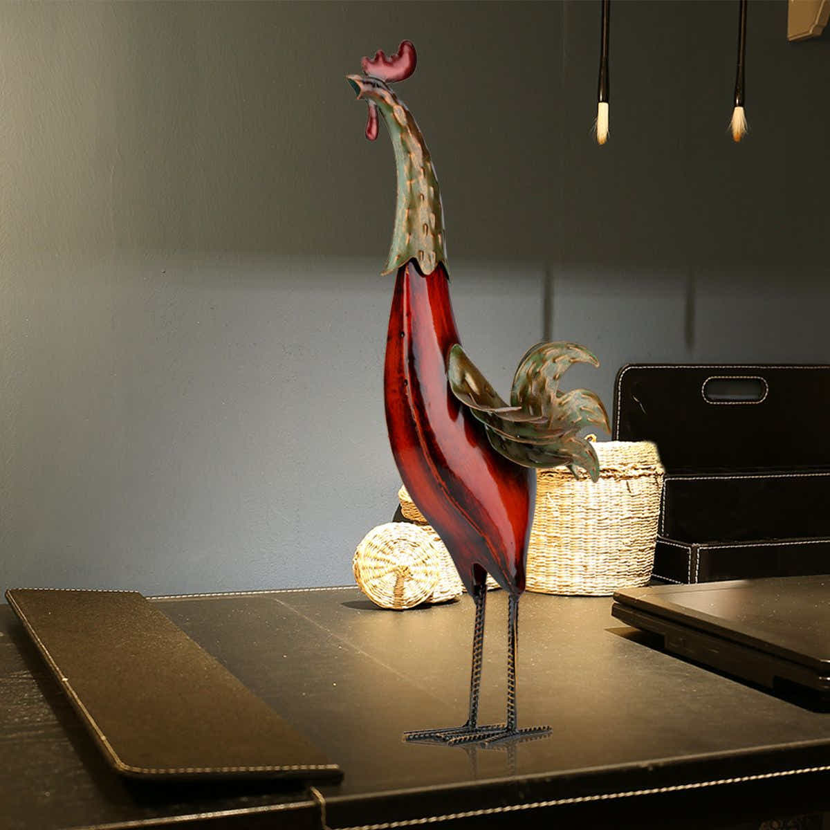 DS BS Metal Sculpture Carved Iron Rooster Home Furnishing