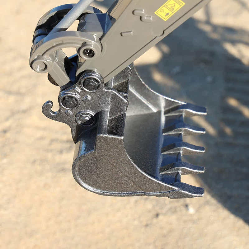 DS BS 11 Channel Remote Control Excavator Toy