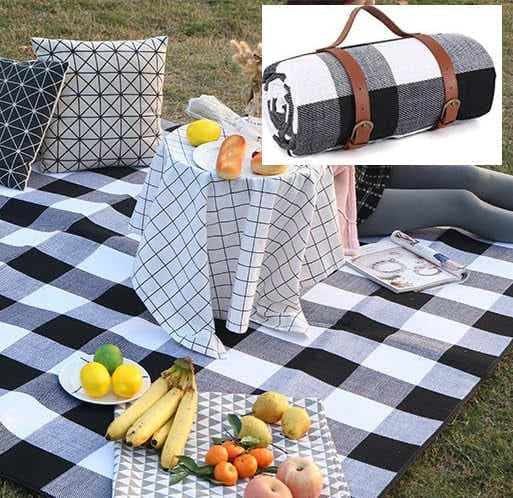 DS BS 2x2M Portable Picnic Blanket with Comfort Carry Strap-Black Striped