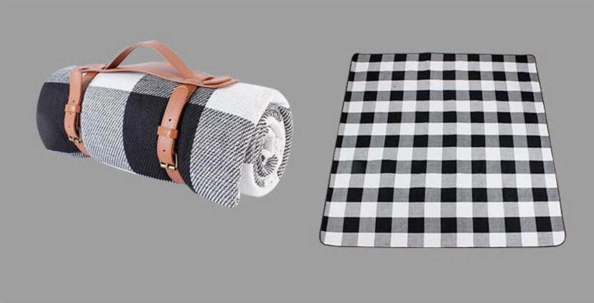 DS BS 2x2M Portable Picnic Blanket with Comfort Carry Strap-Black Striped