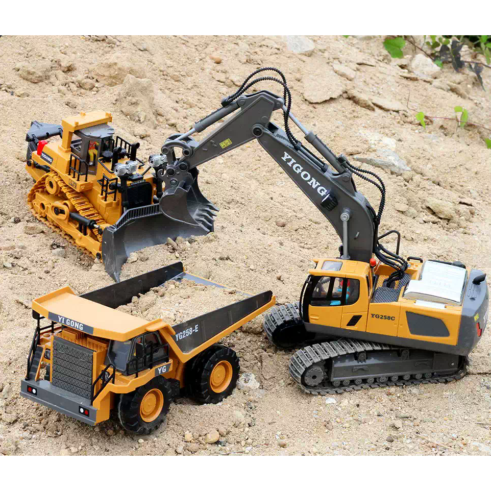 DS BS 11 Channel Remote Control Excavator Toy