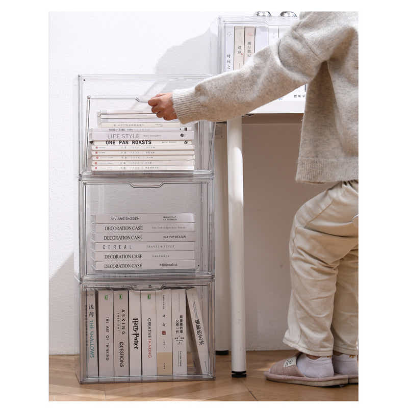 DS BS Clear Stackable Plastic Storage Case with Magnetic Lid