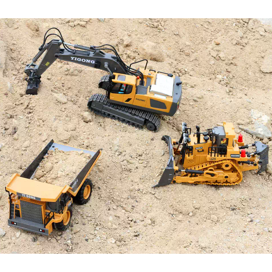 DS BS 11 Channel Remote Control Excavator Toy