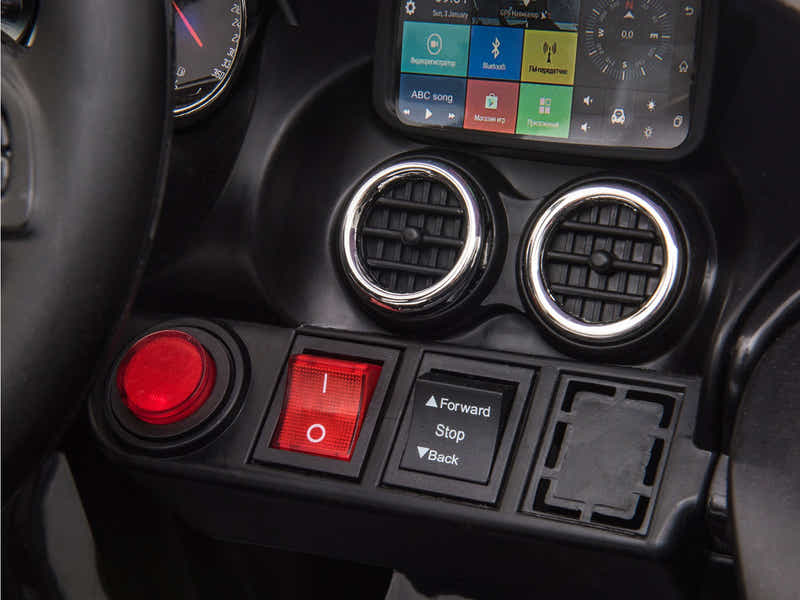 Lisence Mercedes-Benz GT Black