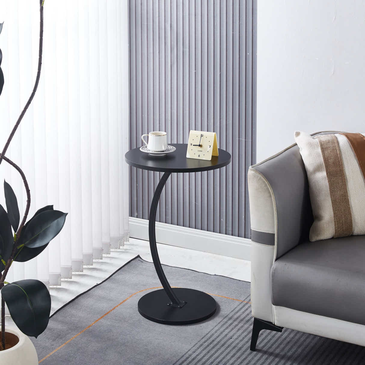 DS Nuria End Table