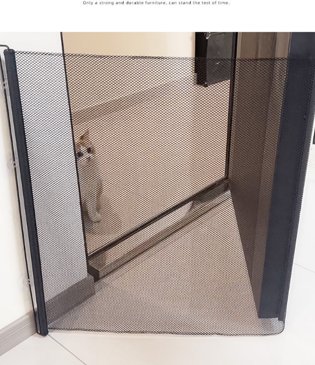 DS NA Extra Wide Automatic Retractable Pet Gate – 130×78CM Safety Dog Fence