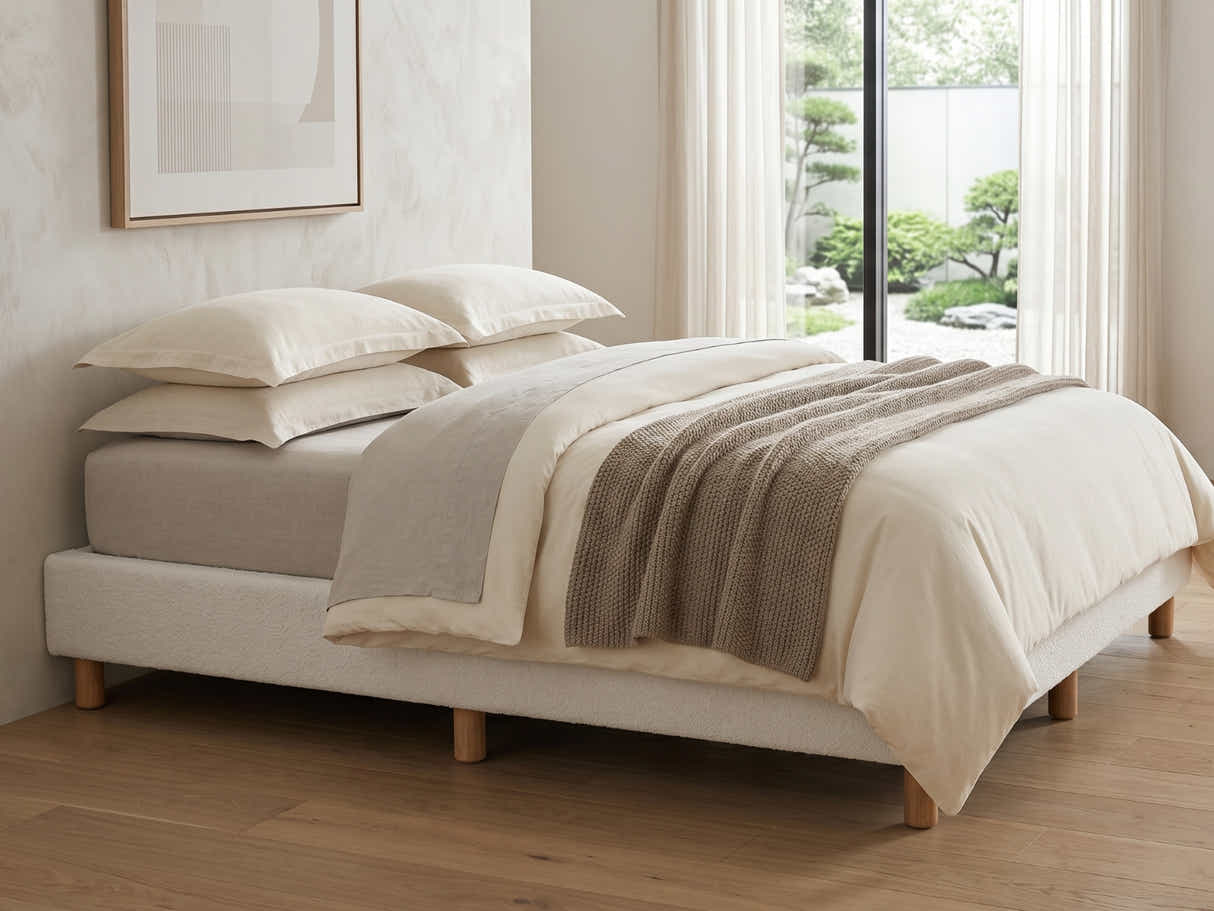 DS Xclusive Boucle Bed Base - Queen