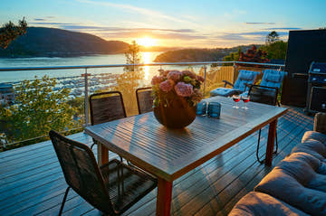 Small Outdoor Space? 10 Furniture Ideas for NZ Balconies & Courtyards