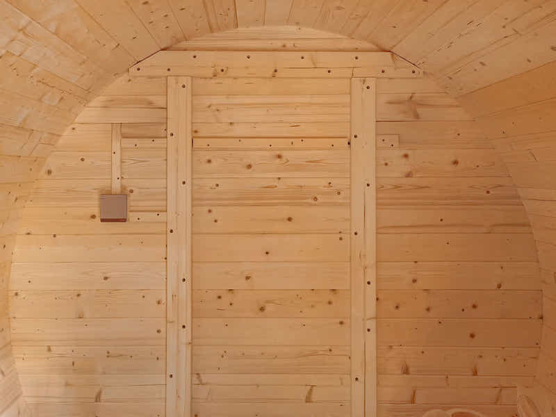 2-4 Person Outdoor Barrel Sauna