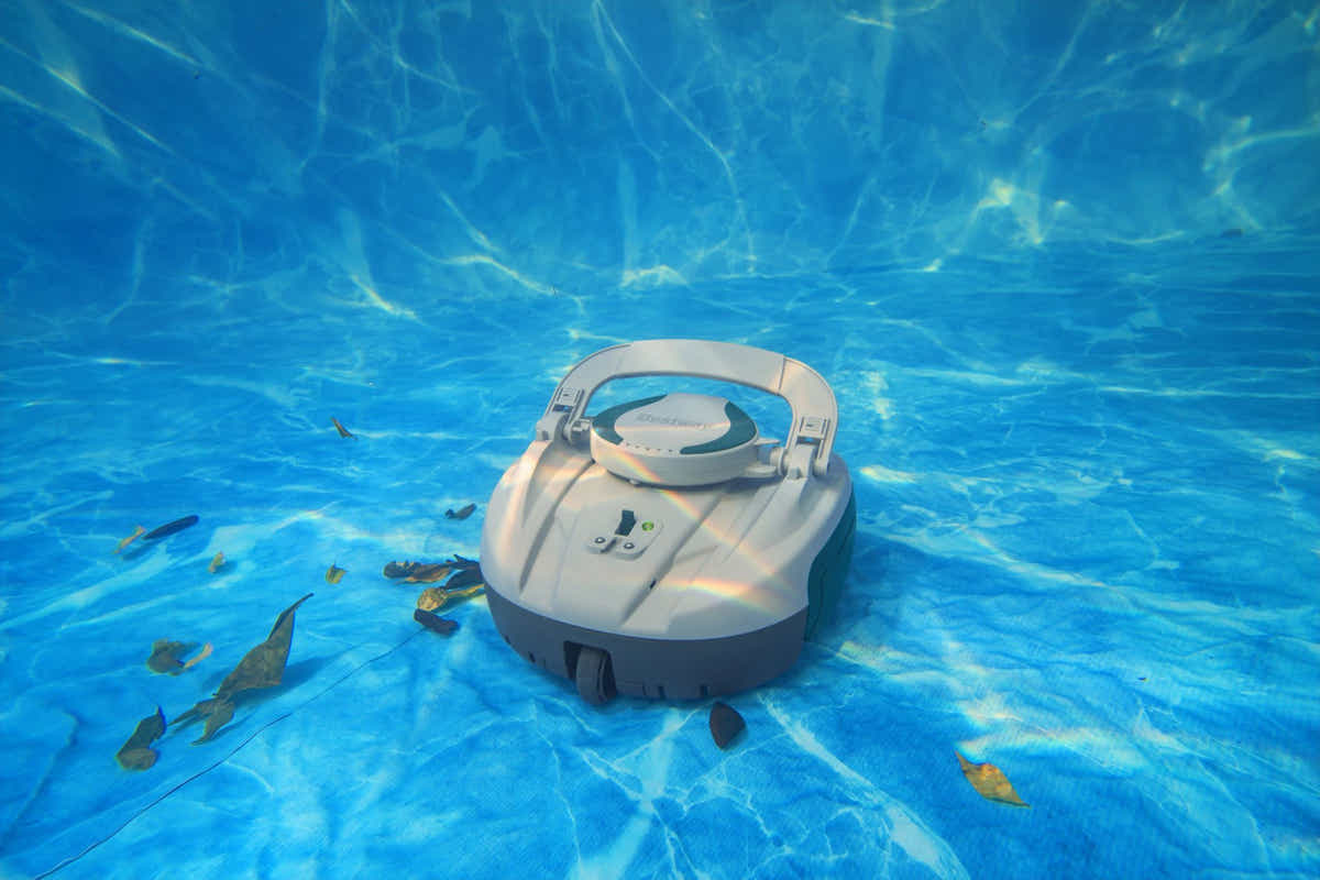 DS Bestway Raker A200 Robotic Pool Vacuum 58960