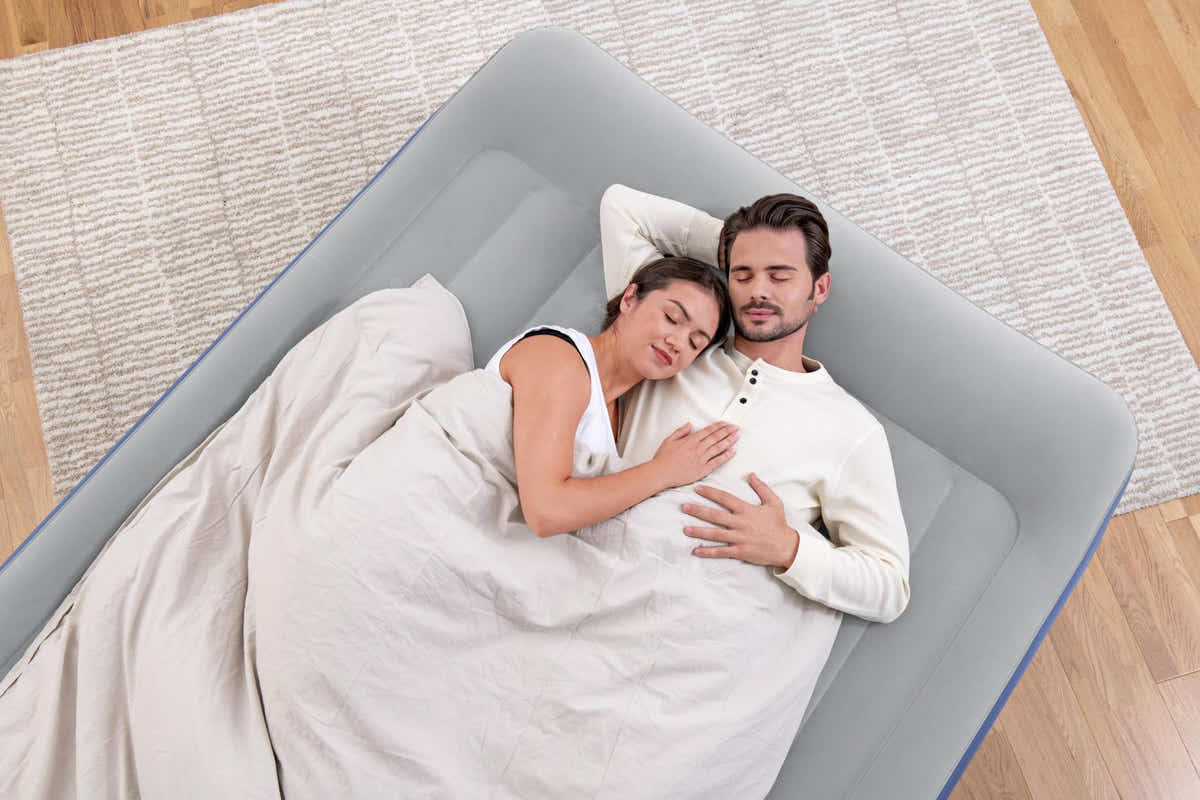 DS Bestway 2.03m x 1.52mx 56cm Tritech Air Mattress Queen Built-in AC Pump 67614