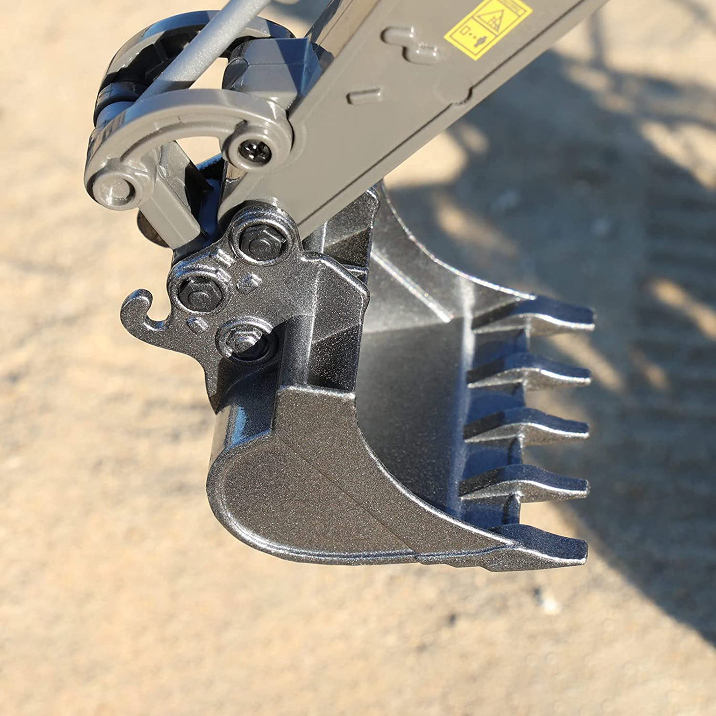 DS BS  11 Channel Remote Control Excavator Toy