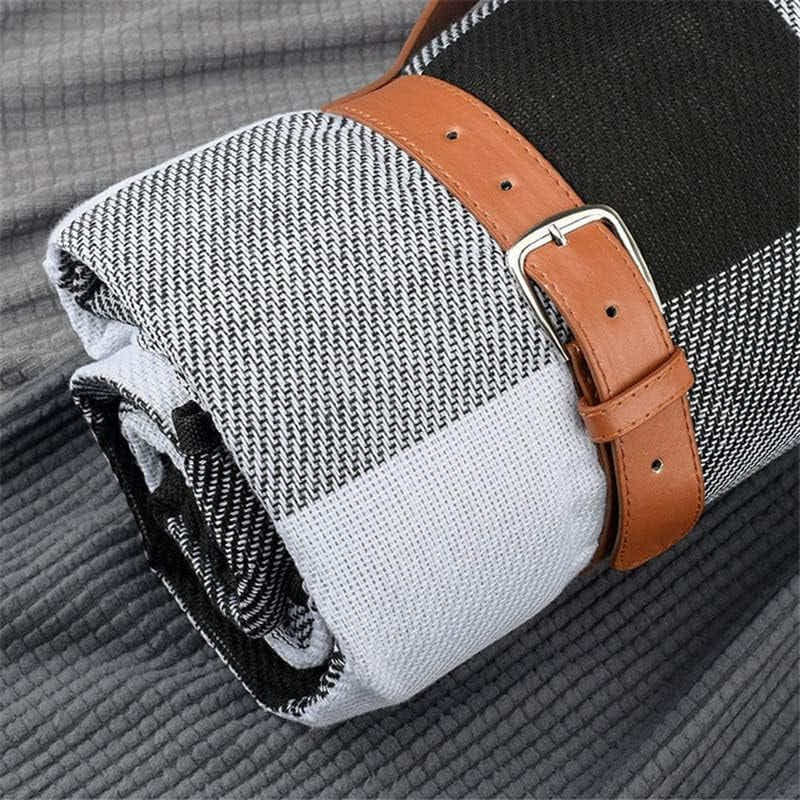DS BS 2x2M Portable Picnic Blanket with Comfort Carry Strap-Black Striped