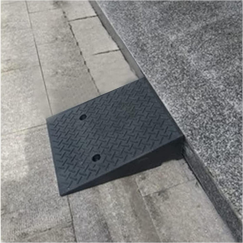 DS BS 19CM High Rubber Curb Ramp 48x78X19CM