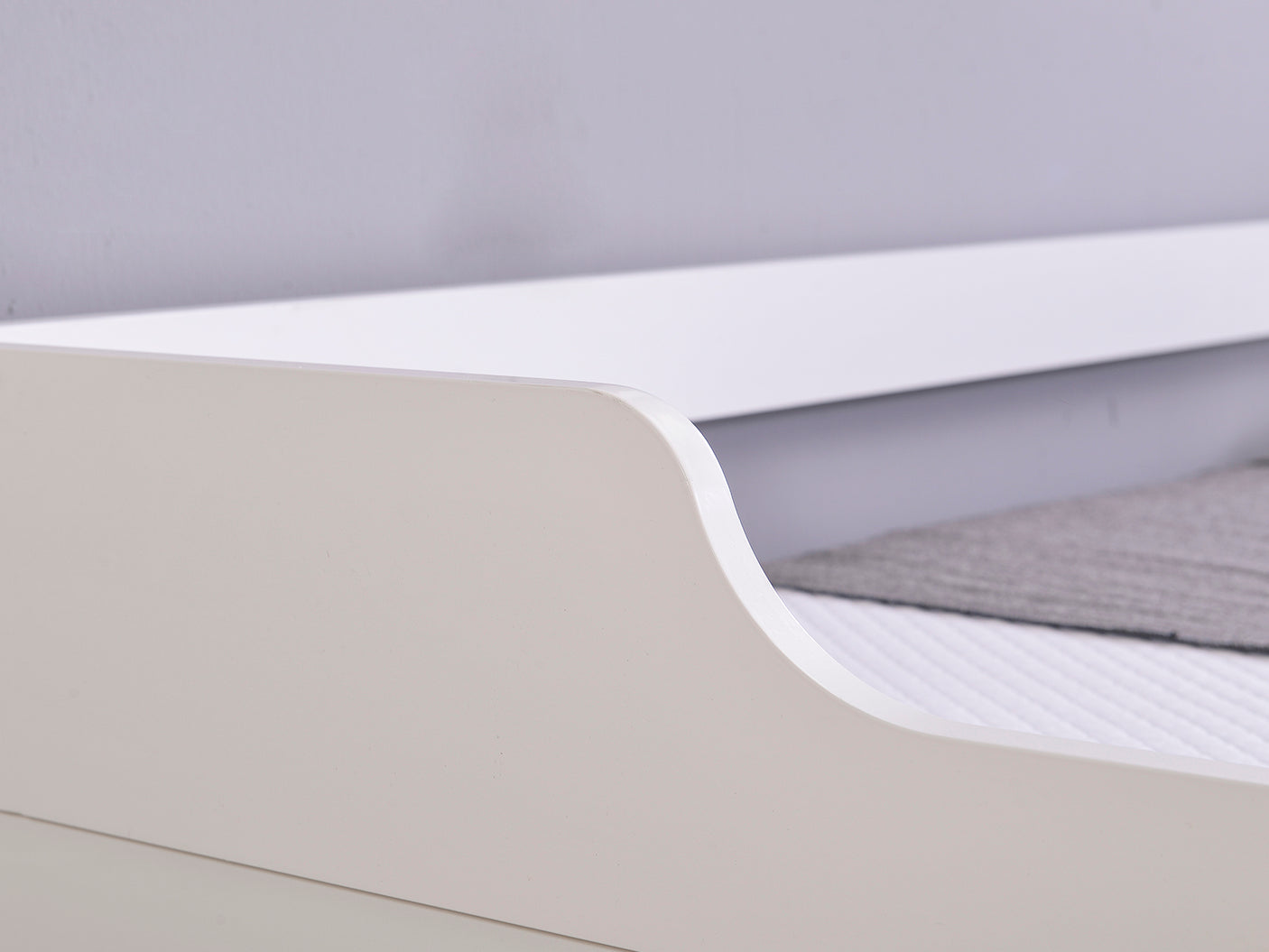 Herb Daybed with Drawers White