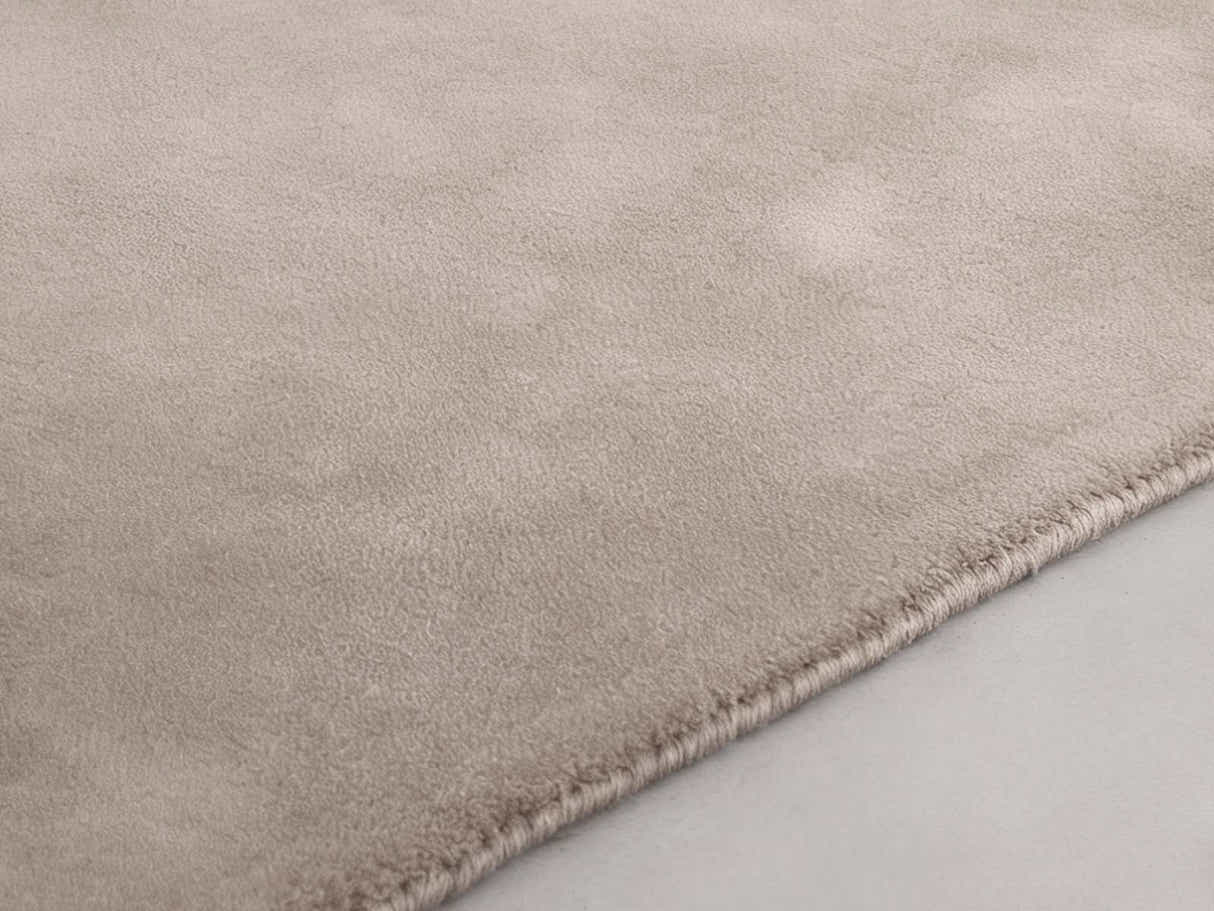 Angola Floor Rug 160cm x 230cm - Light brown