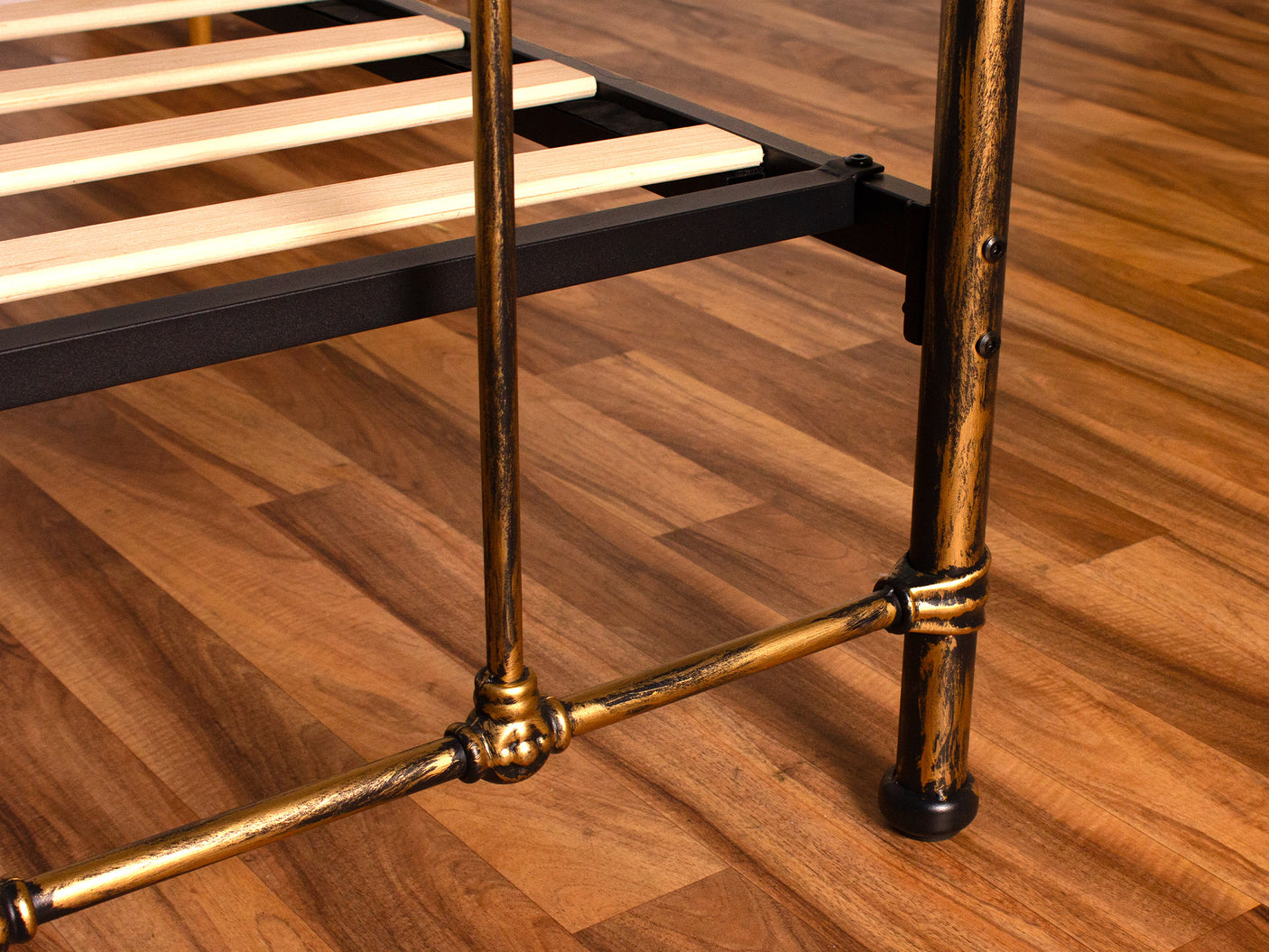Hartley Metal Queen Bed Frame - Brass