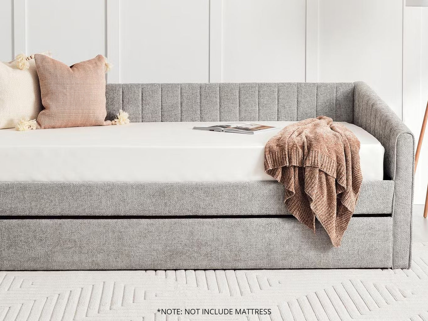 Ainsley Day Bed Grey