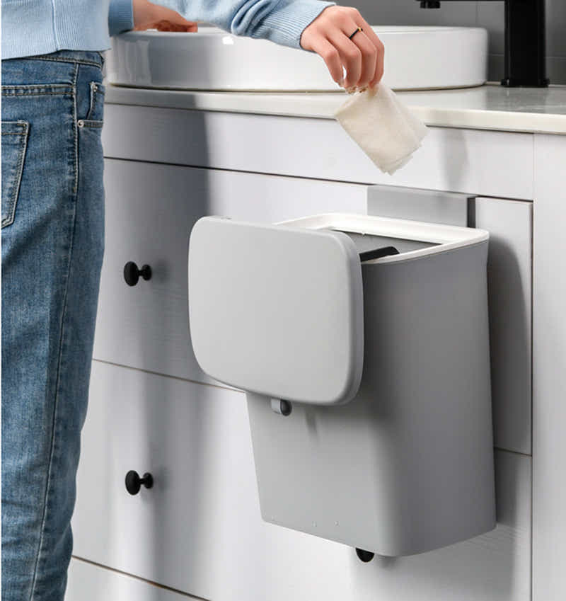 DS BS Kitchen Cabinet Door Hanging Trash Can with Lid-Gray