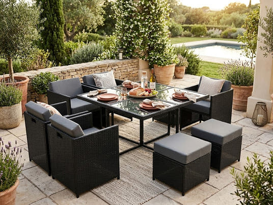 Outdoor Dining Furniture for Patios, Decks & Gardens