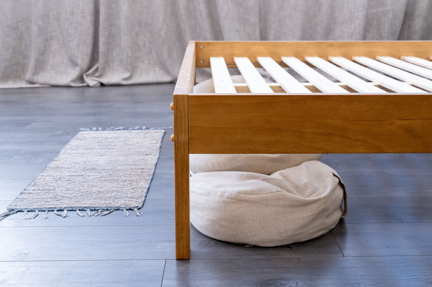 DS Sovo Bed Frame Oak - Queen