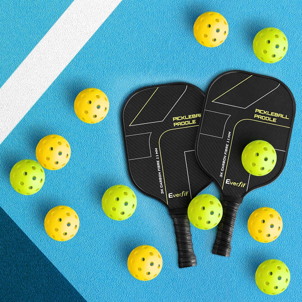 DS NA Everfit 12PC Pickleballs Set 40-Hole Design Indoor Outdoor Durable