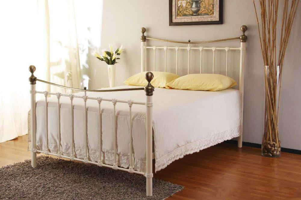 Victorian High Bed with MEM23 Mattress  Combo - Queen