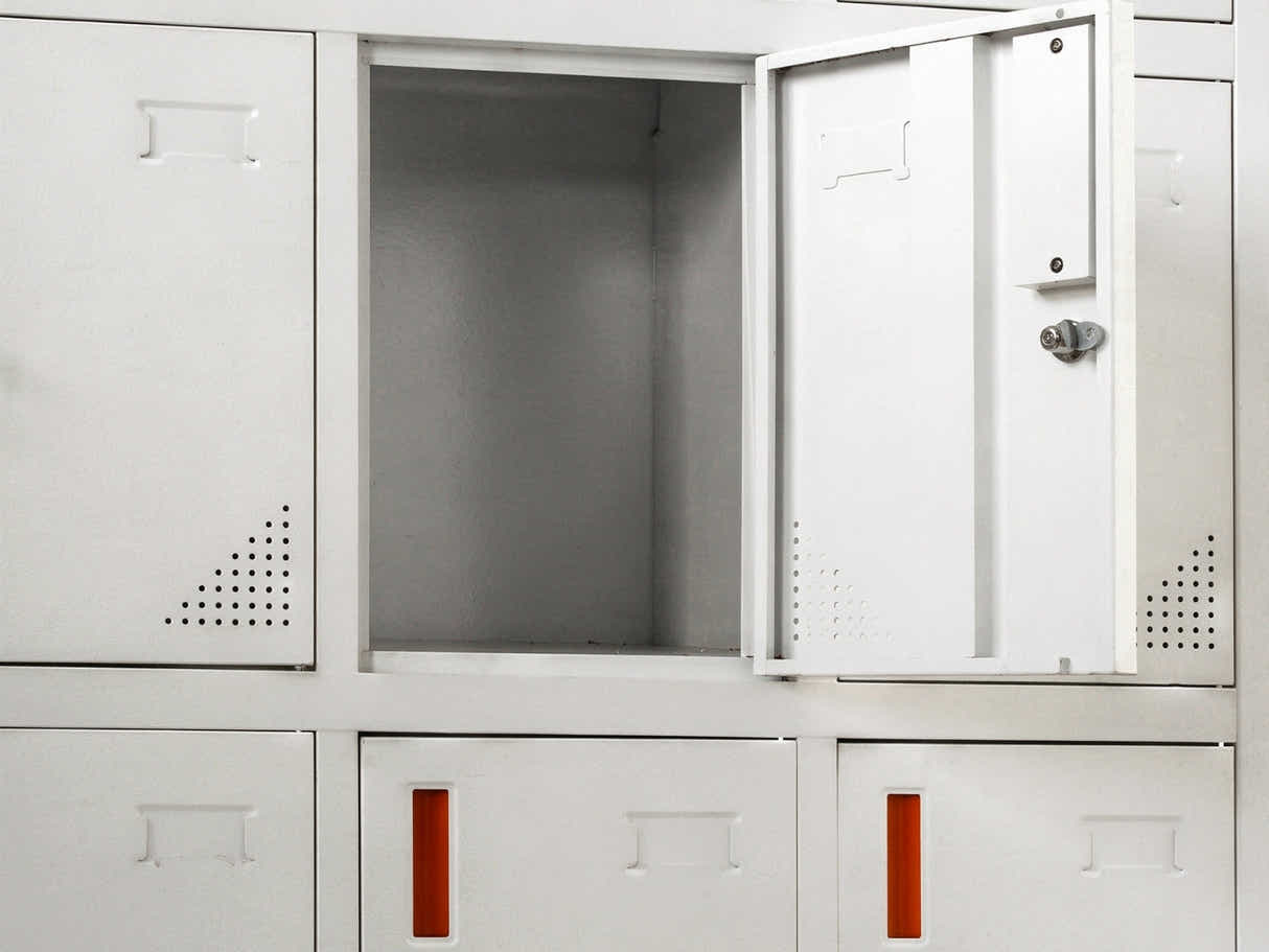 12-Door Locker - Creamy White