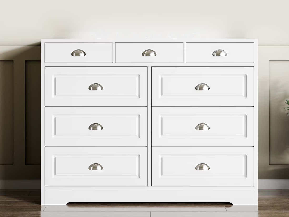 DS 9-Drawer Dresser