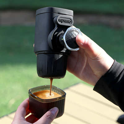 DS NA Portable Hand-Press Espresso Maker - Compact Capsule & Powder Coffee
