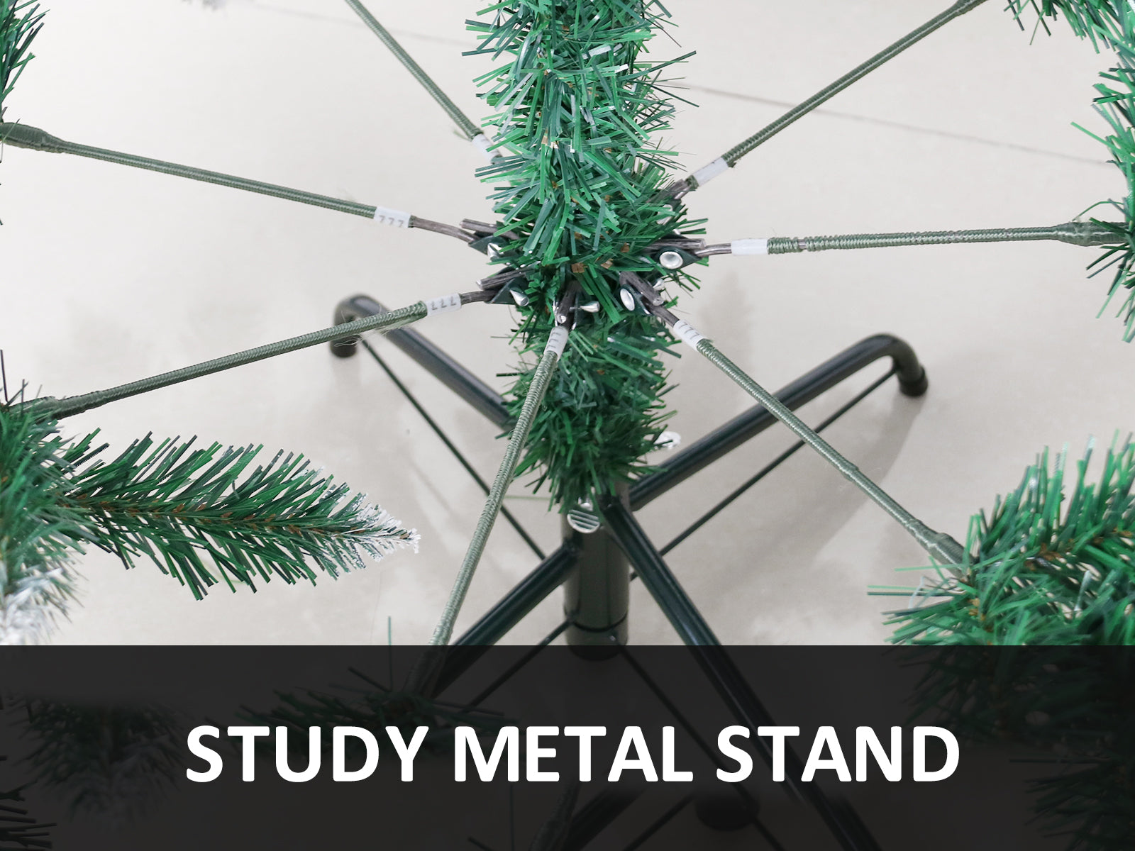 PVC Christmas Tree with Snow - 7Ft/210 cm