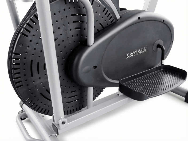 Elliptical Trainer With Saddle