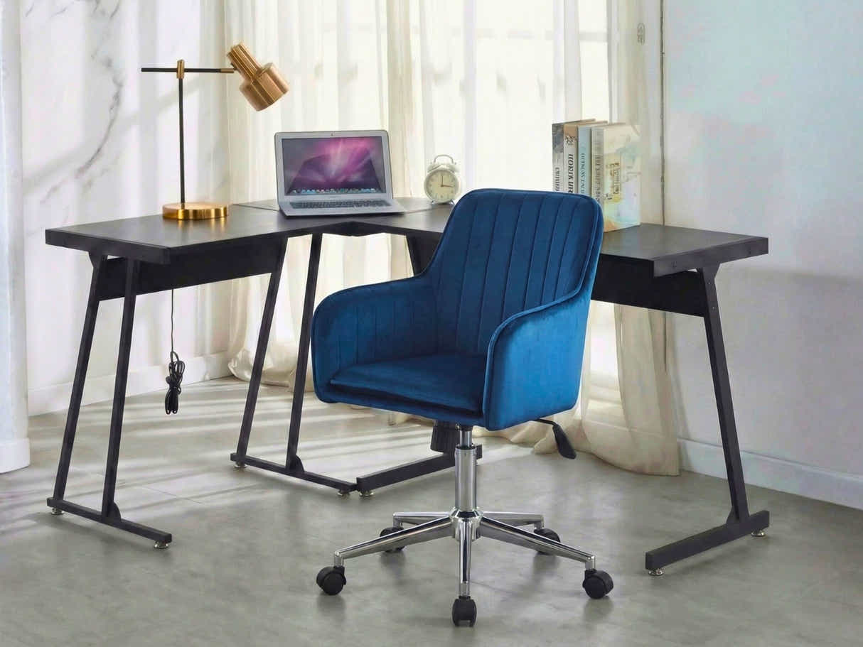 Corner Desk & Artechwork Office Chair