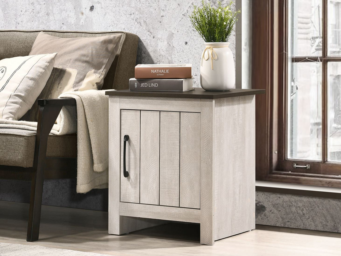 Lennart End Table 48 cm