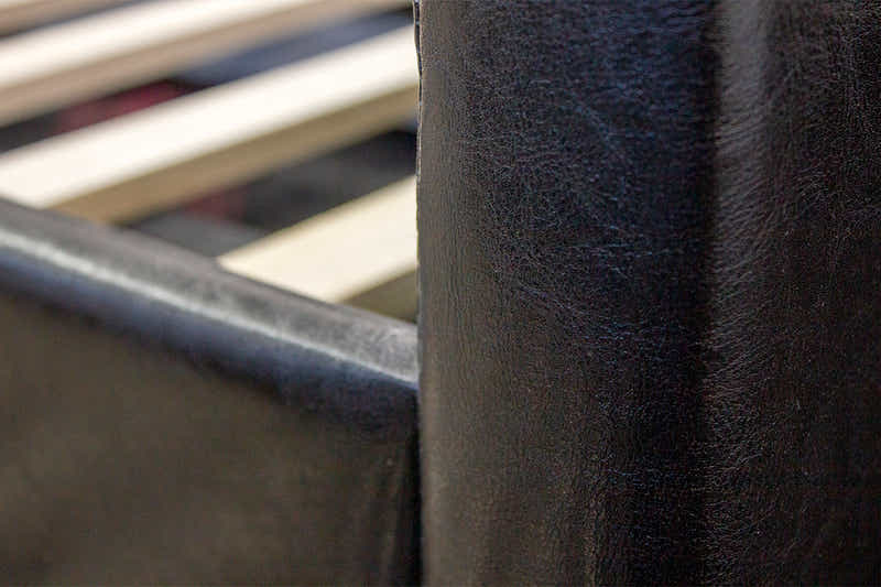 T Manson Day Bed  Pu Bk