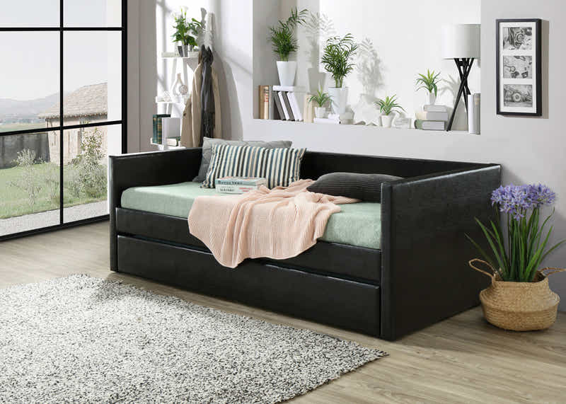 T Manson Day Bed  Pu Bk
